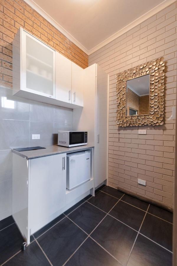 Colac Mid City Motor Inn Eksteriør billede