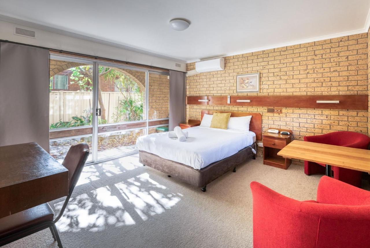 Colac Mid City Motor Inn Eksteriør billede