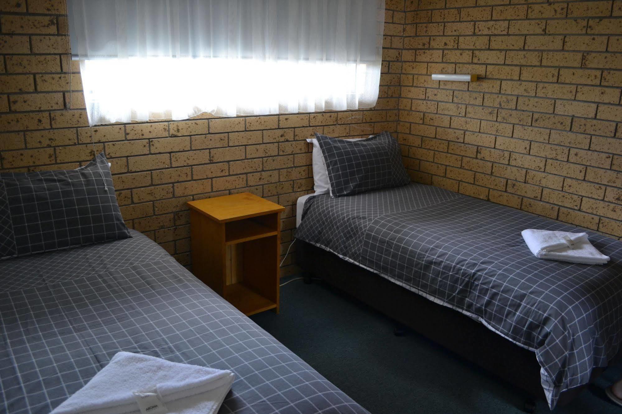 Colac Mid City Motor Inn Eksteriør billede