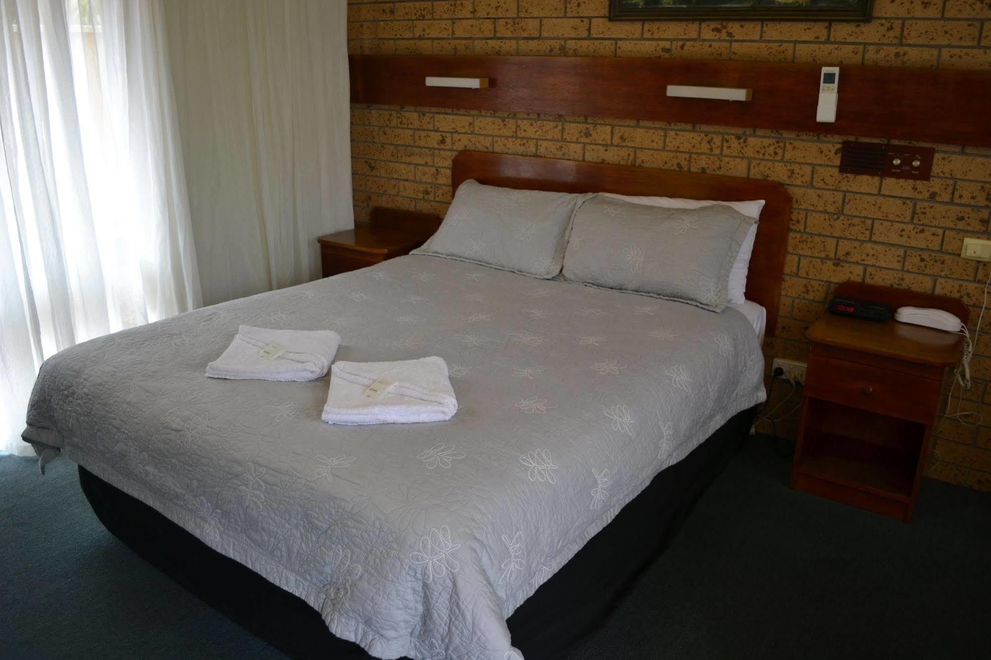 Colac Mid City Motor Inn Eksteriør billede