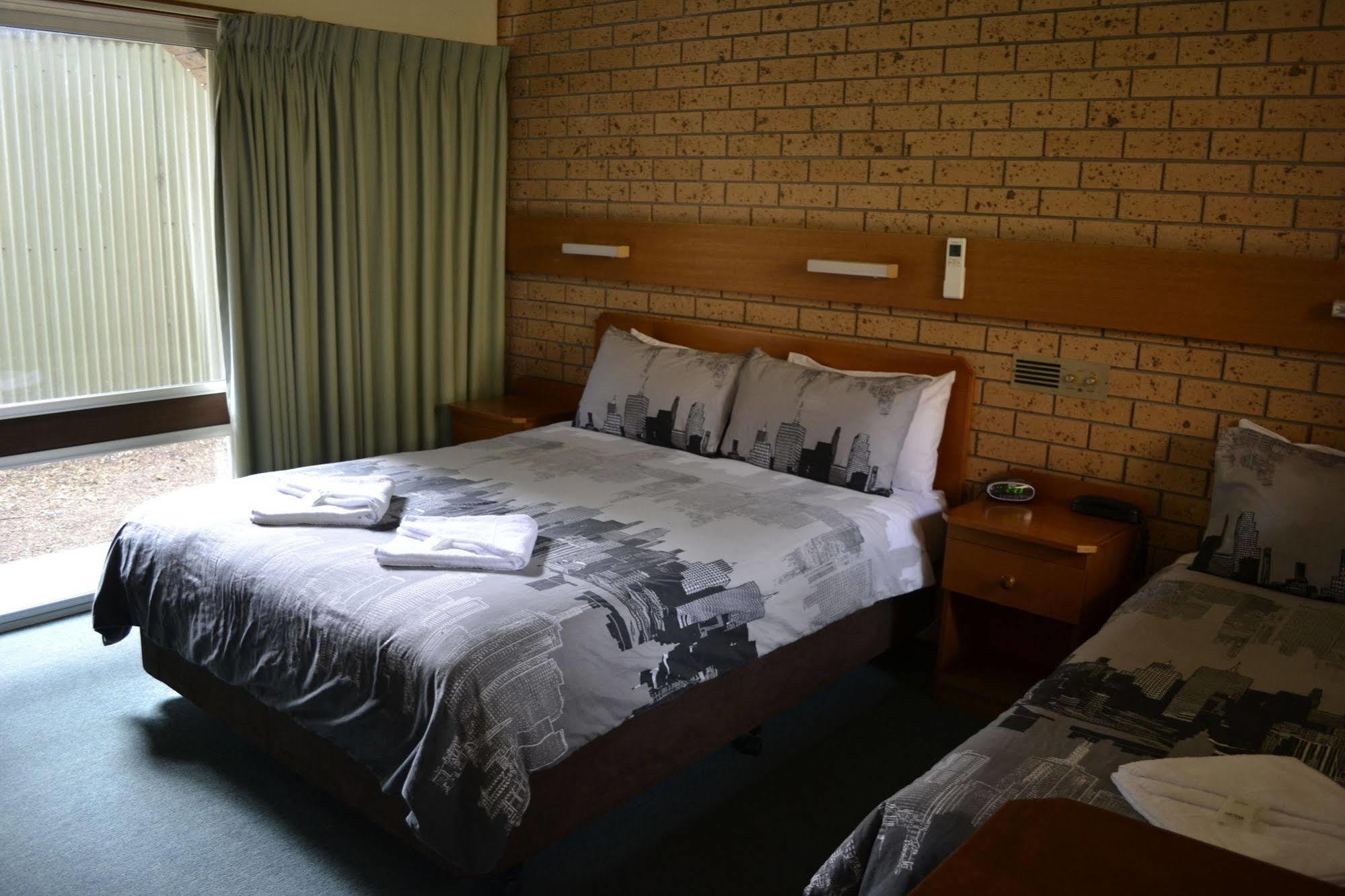 Colac Mid City Motor Inn Eksteriør billede
