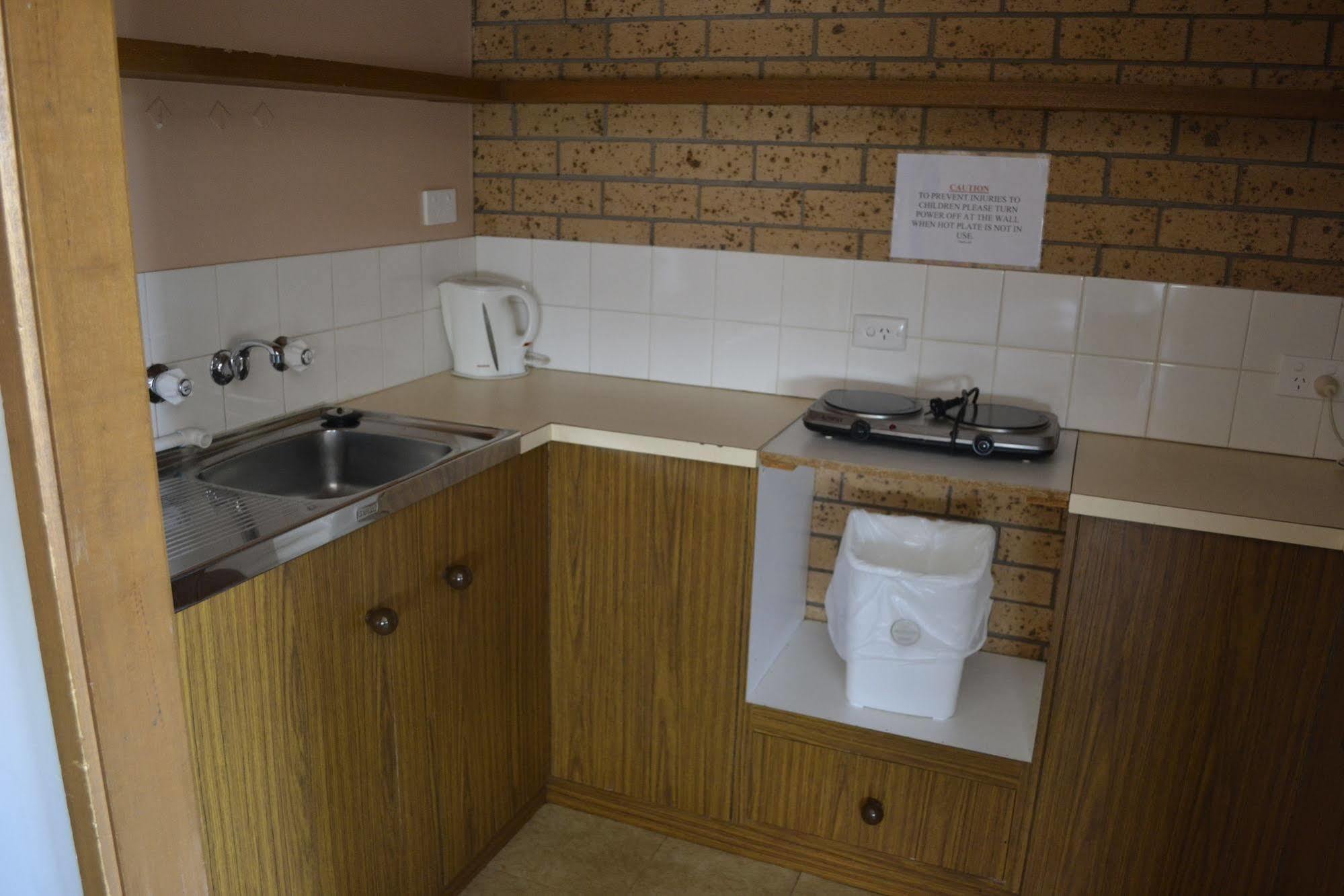 Colac Mid City Motor Inn Eksteriør billede
