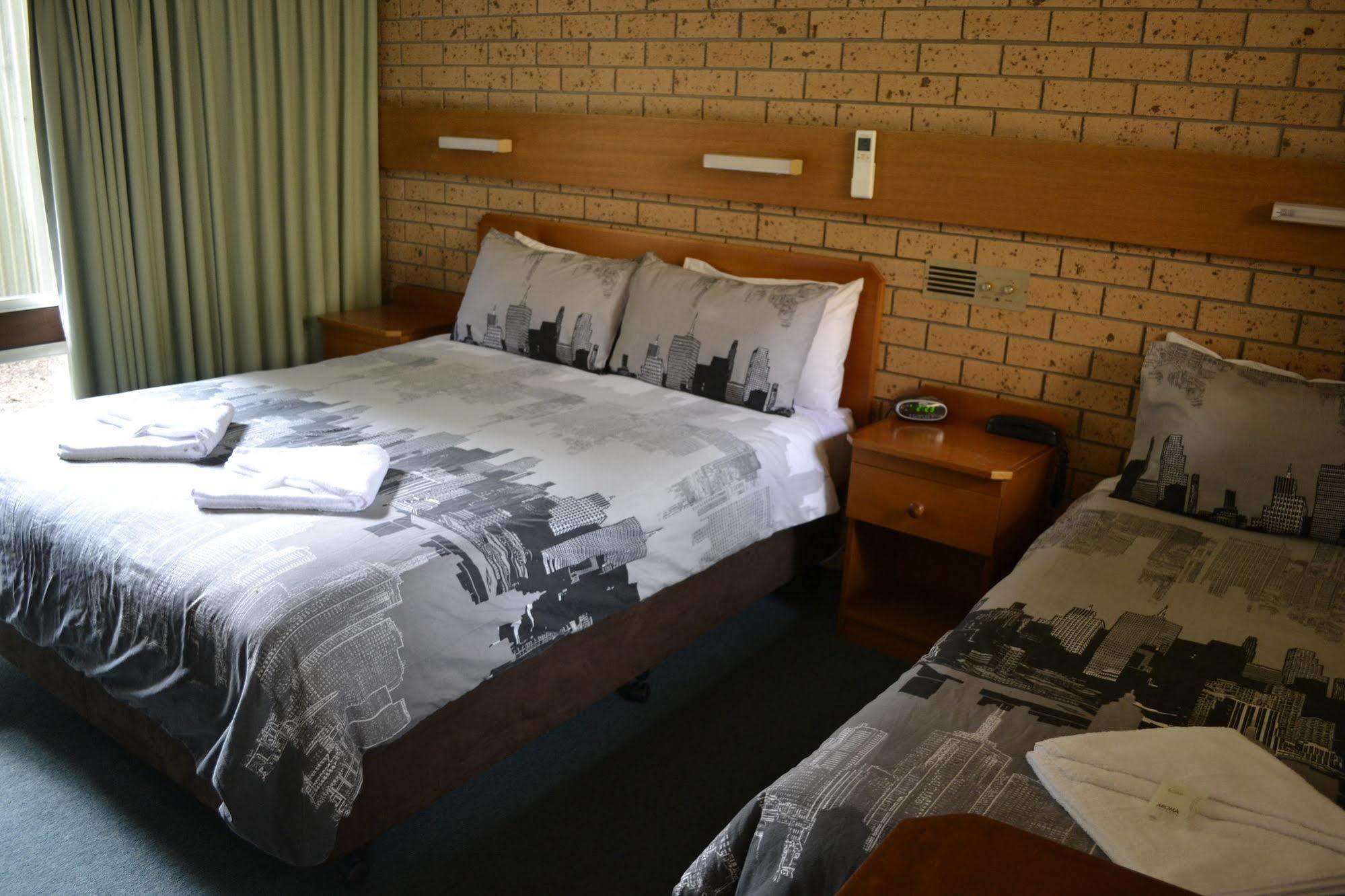Colac Mid City Motor Inn Eksteriør billede