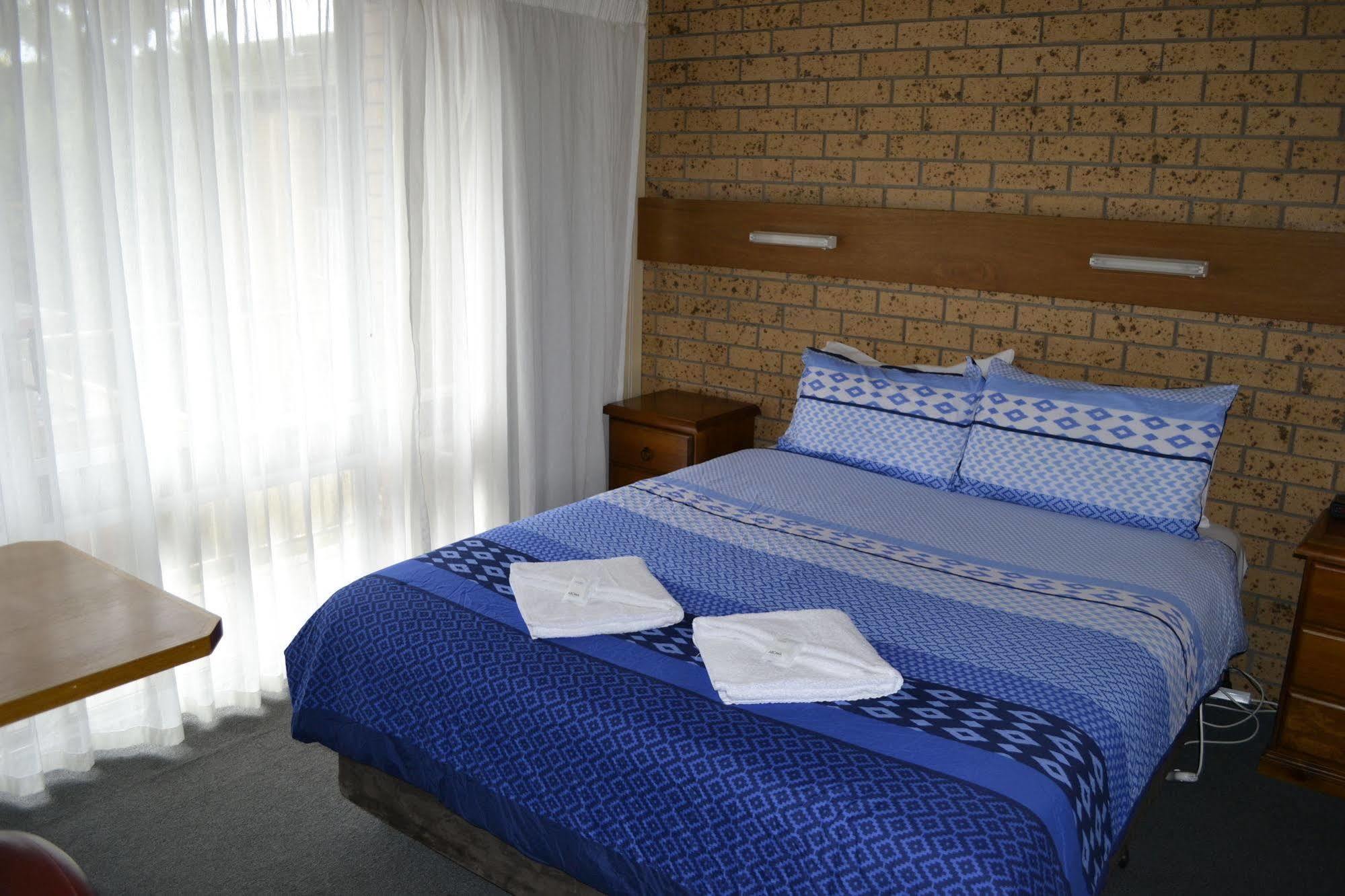 Colac Mid City Motor Inn Eksteriør billede